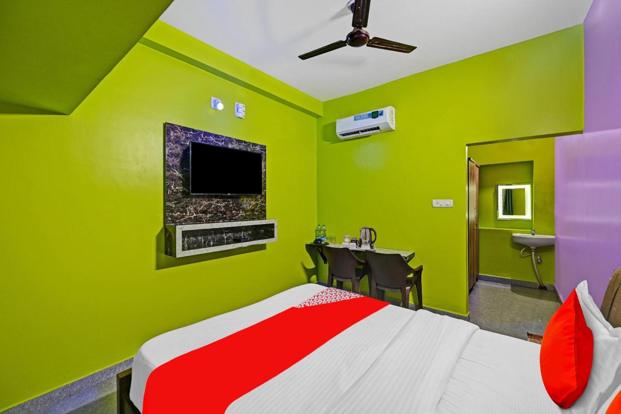 Hotel O Comfort Zone Khandagiri Екстер'єр фото
